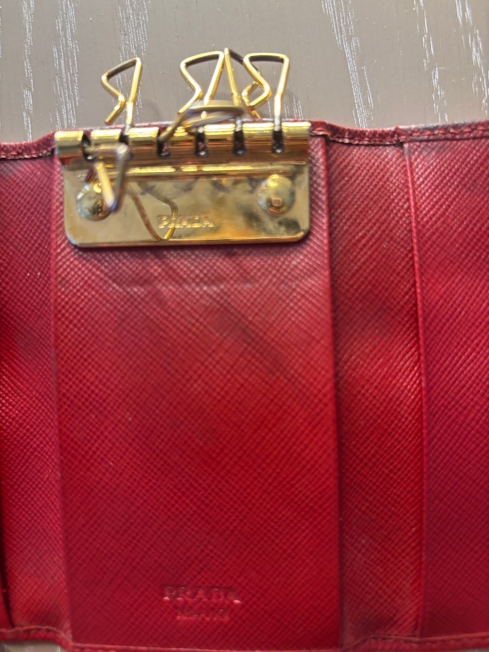 Prada Red Saffiano Leather Card Case with Gold Logo key holder - Picture 2 of 3